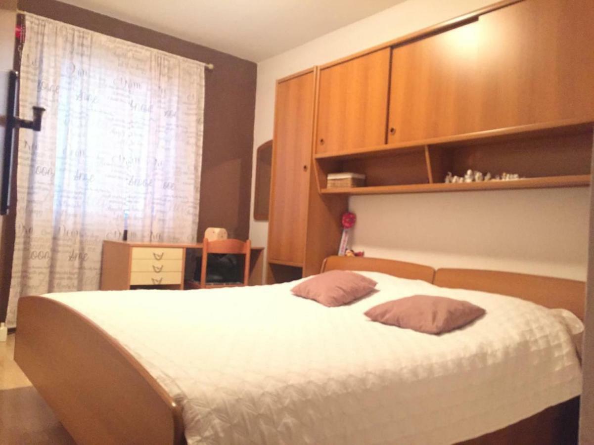 Apartment Stela Rab Town Exterior foto